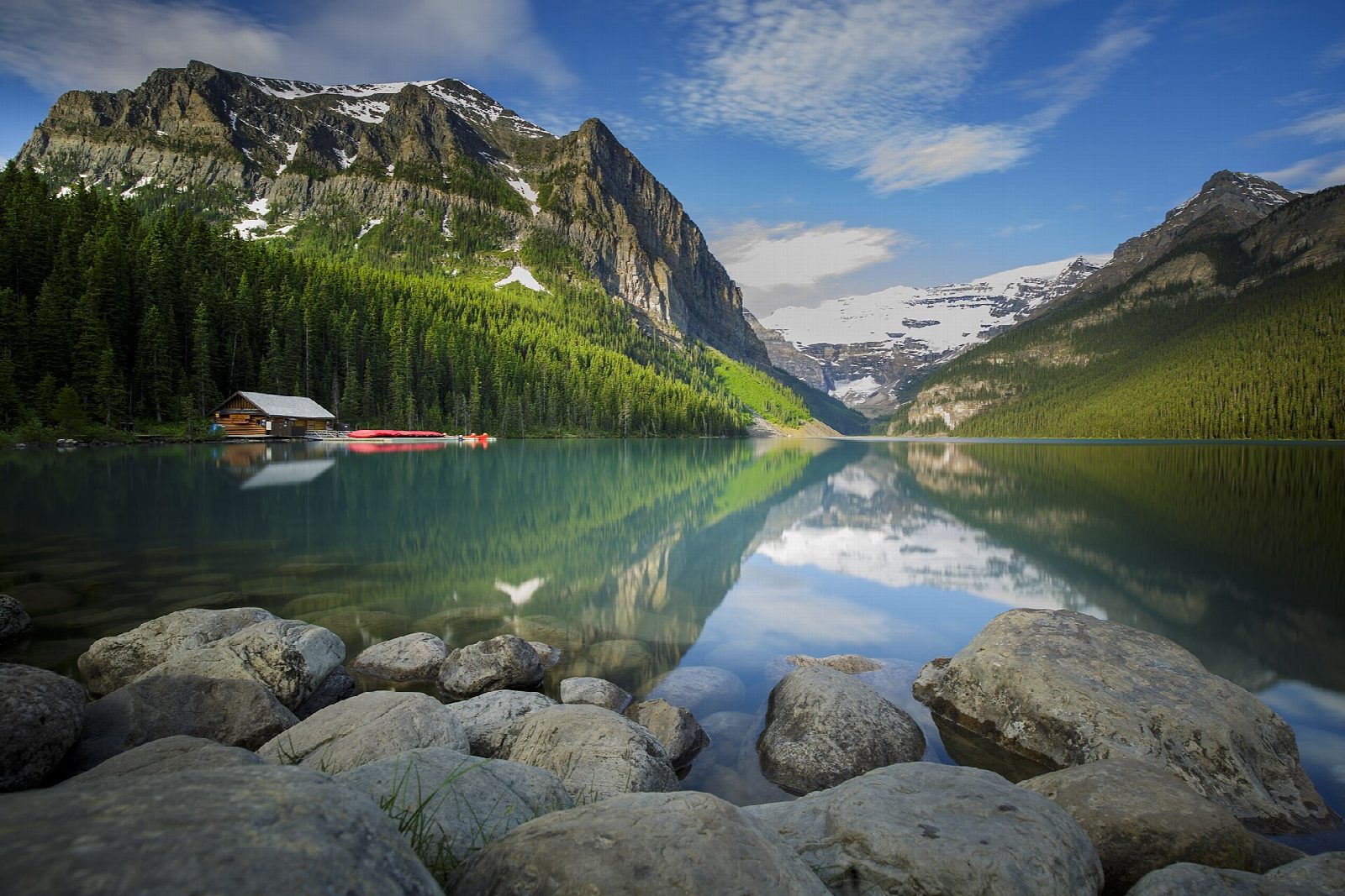 Banff: Lake Louise to the head of the lake