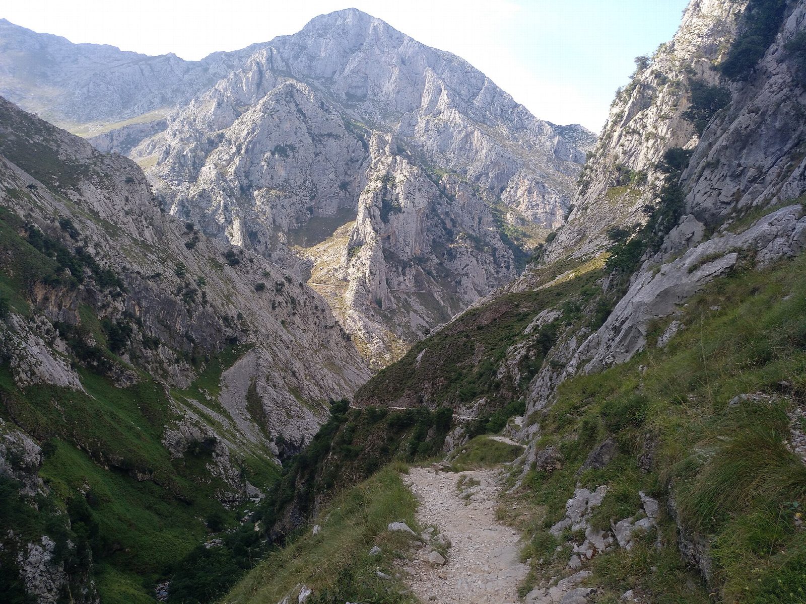 Bulnes from Poncebos by the Canal del Texu