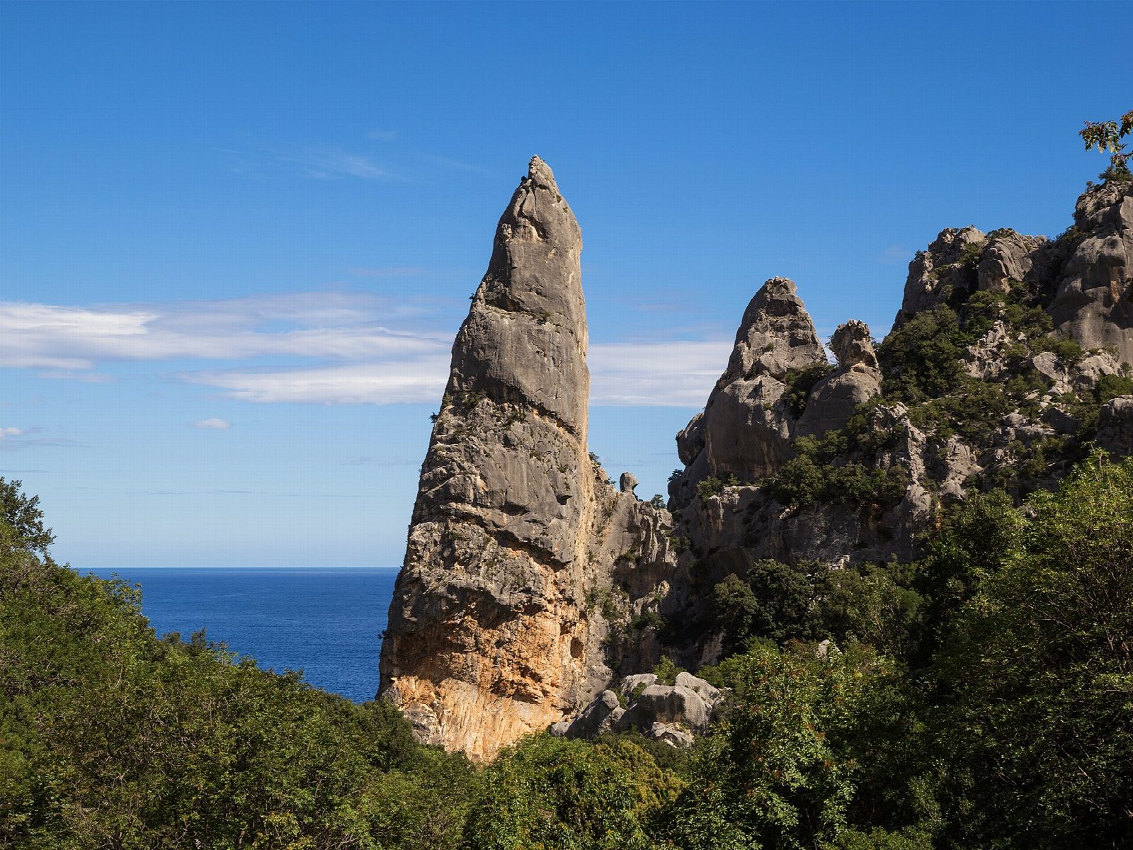 Cala Goloritzè from the Golgo plateau