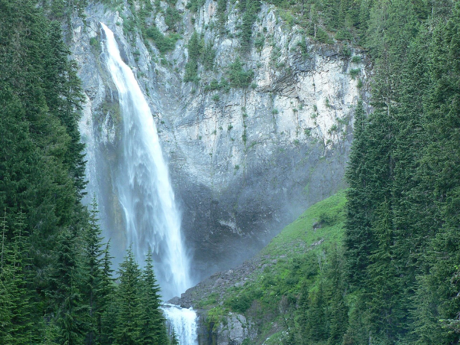 Comet Falls and Van Trump Park
