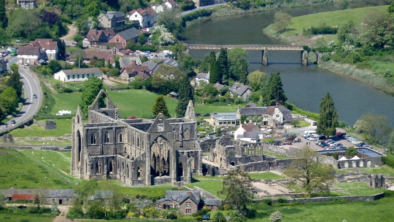 The Devil's Pulpit and Brockweir from Tintern