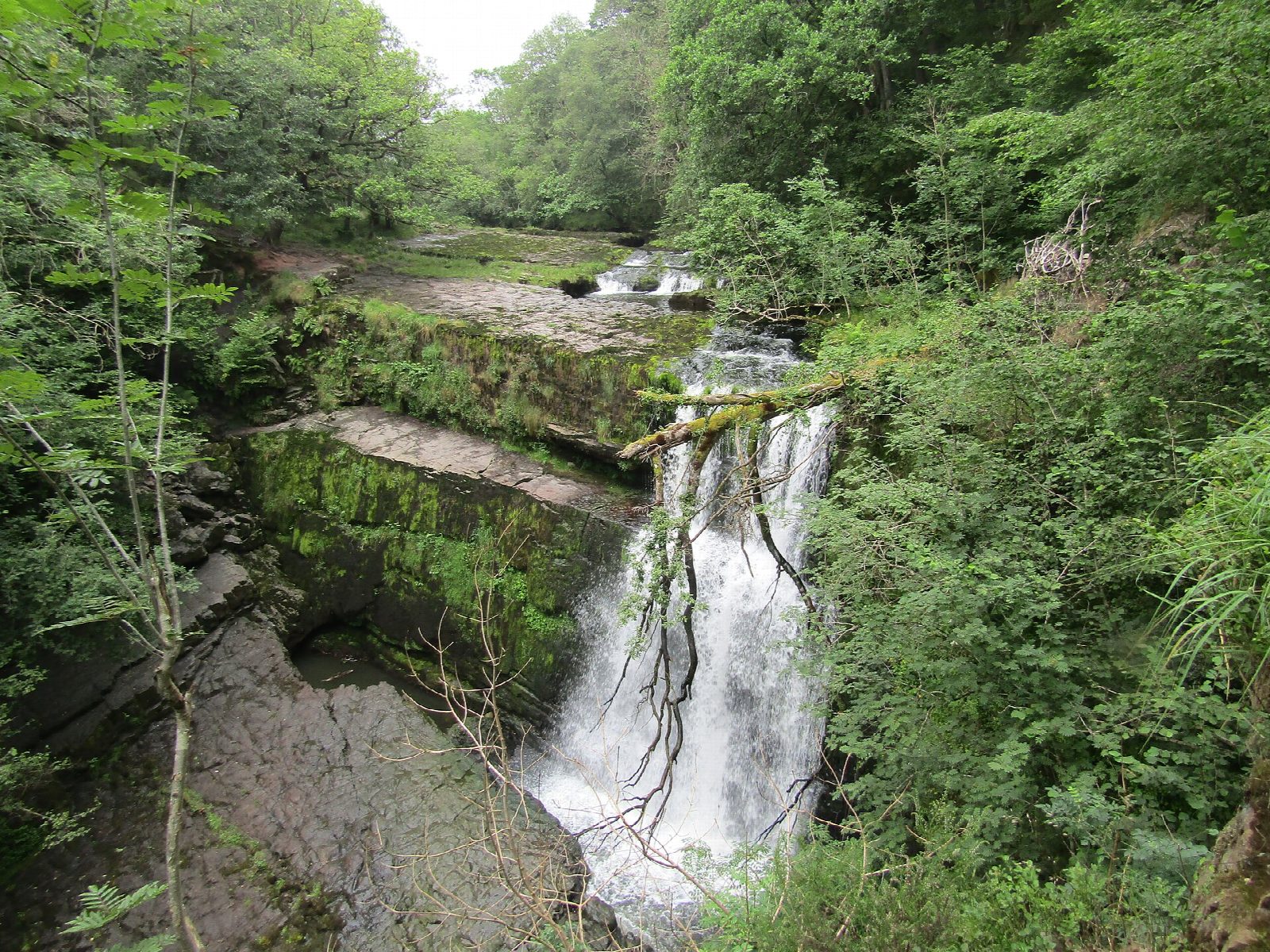 The Four Falls Trail from Gwaun Hepste