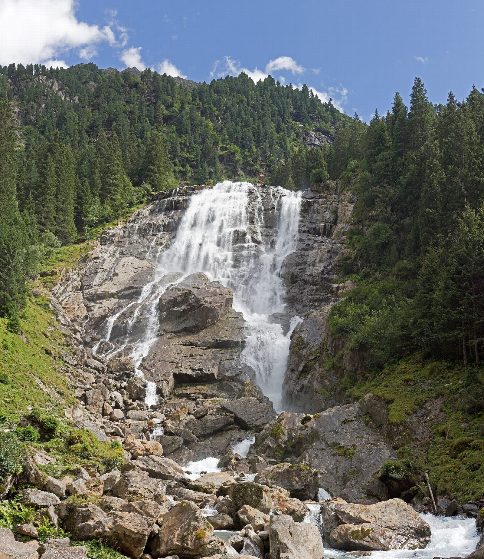 Grawa Waterfall and the Sulzenau Alm in the Stubai valley