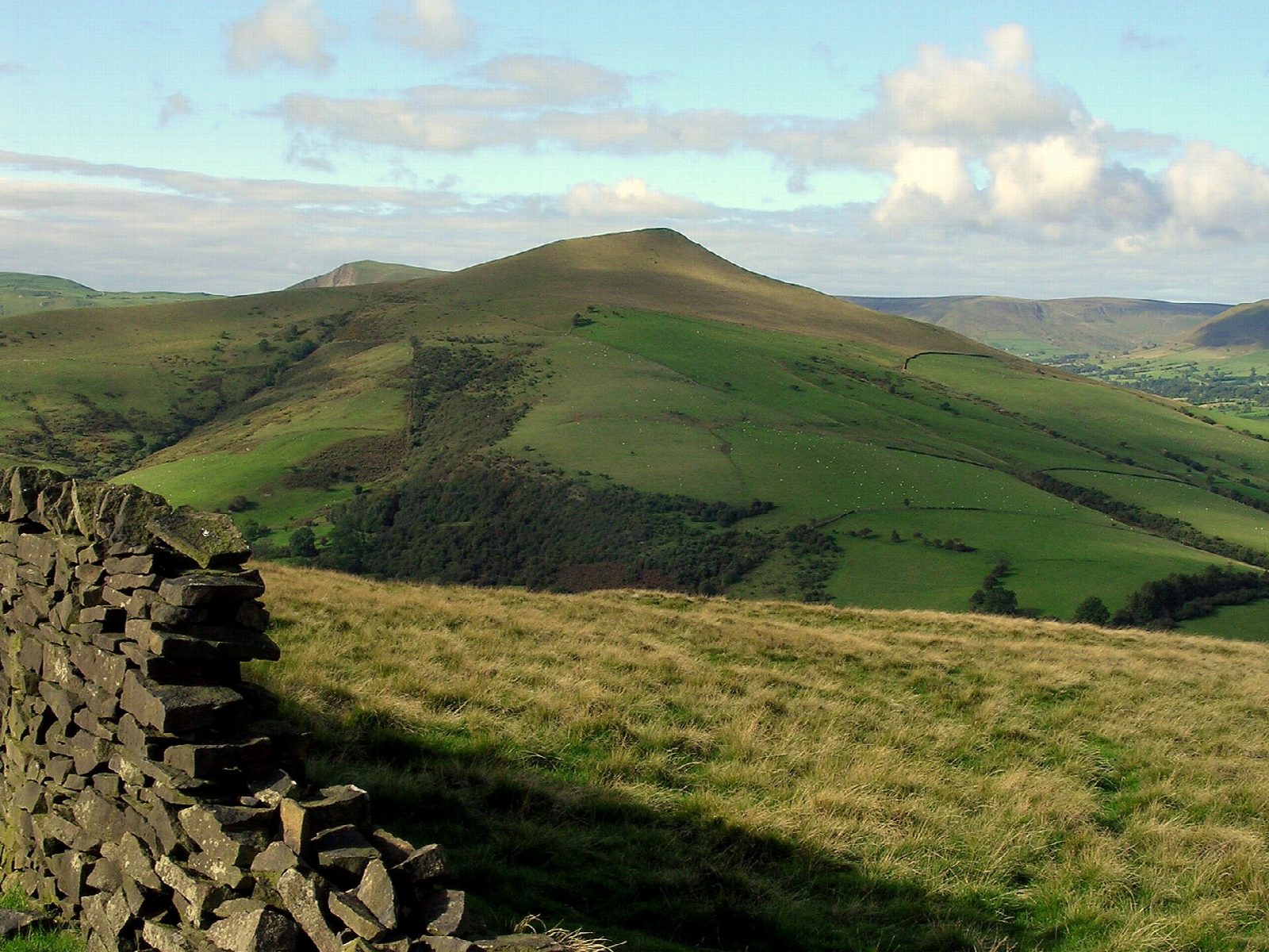 Mam Tor and the Great Ridge from Castleton
