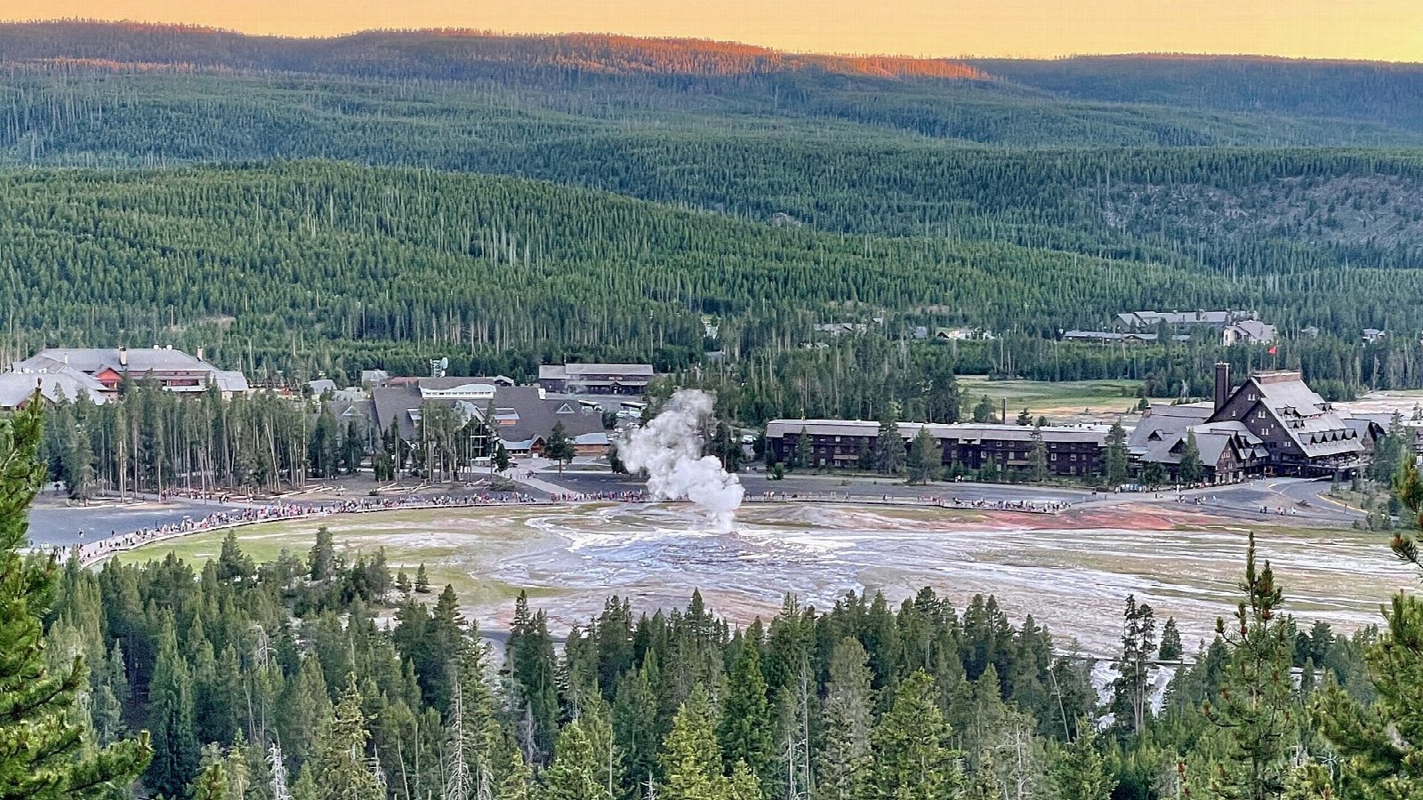 Observation Point and the Upper Geyser Basin