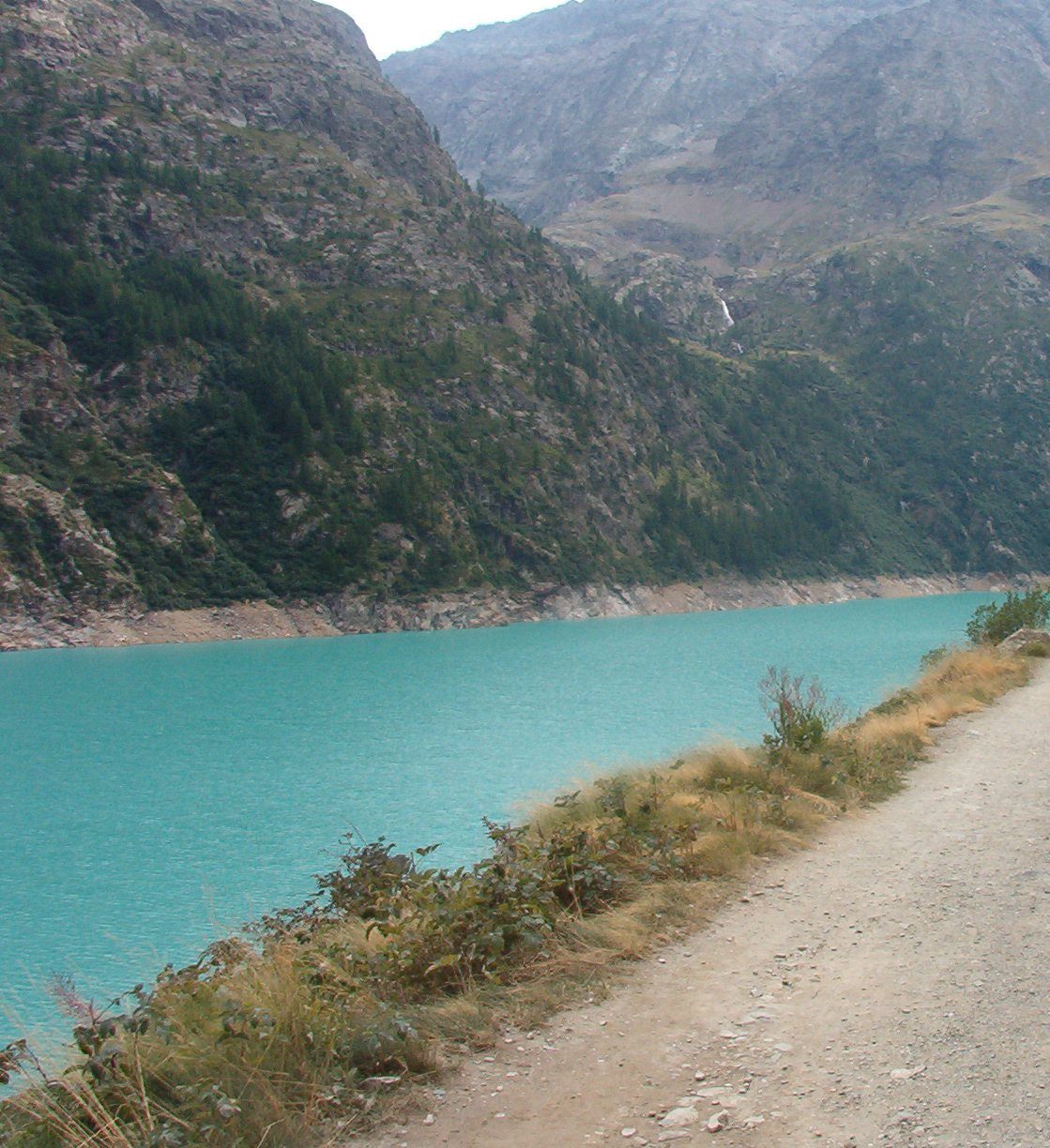 Lago di Place Moulin to Prarayer