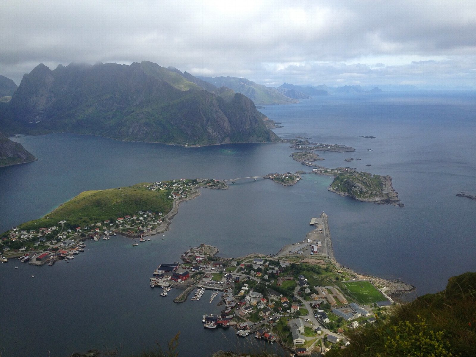 Reinebringen from Reine
