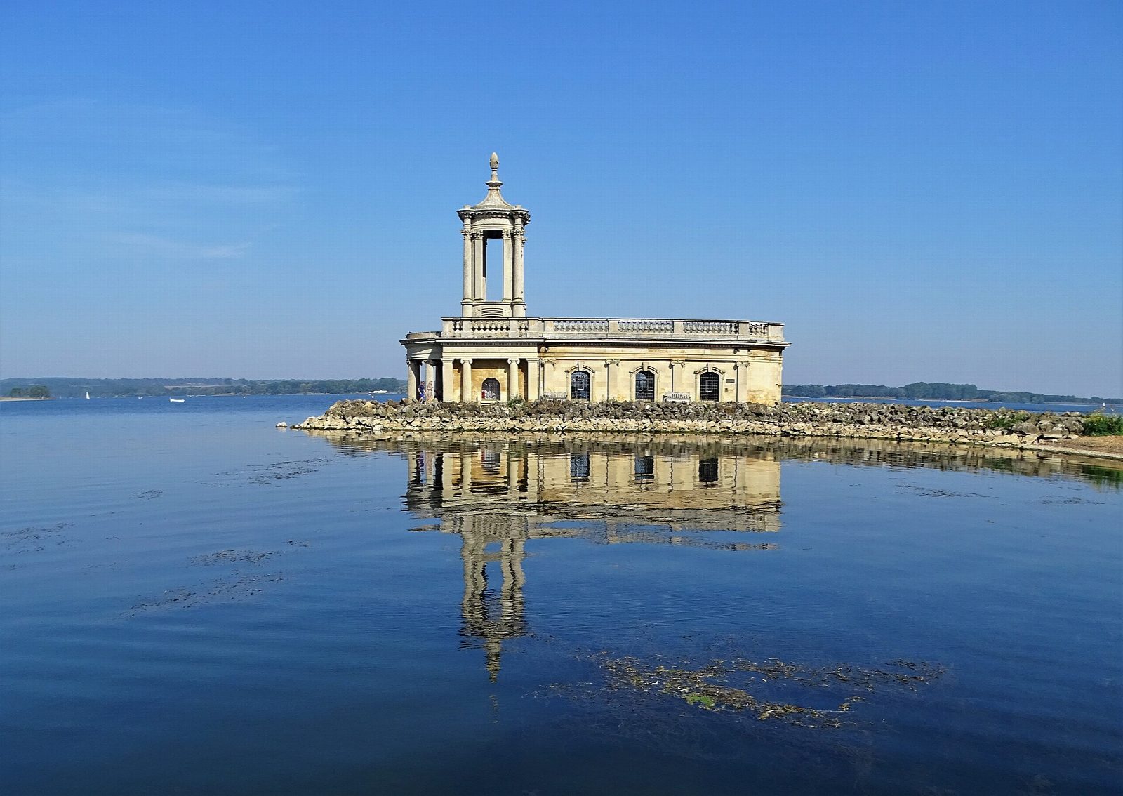 Round Rutland Water from Whitwell