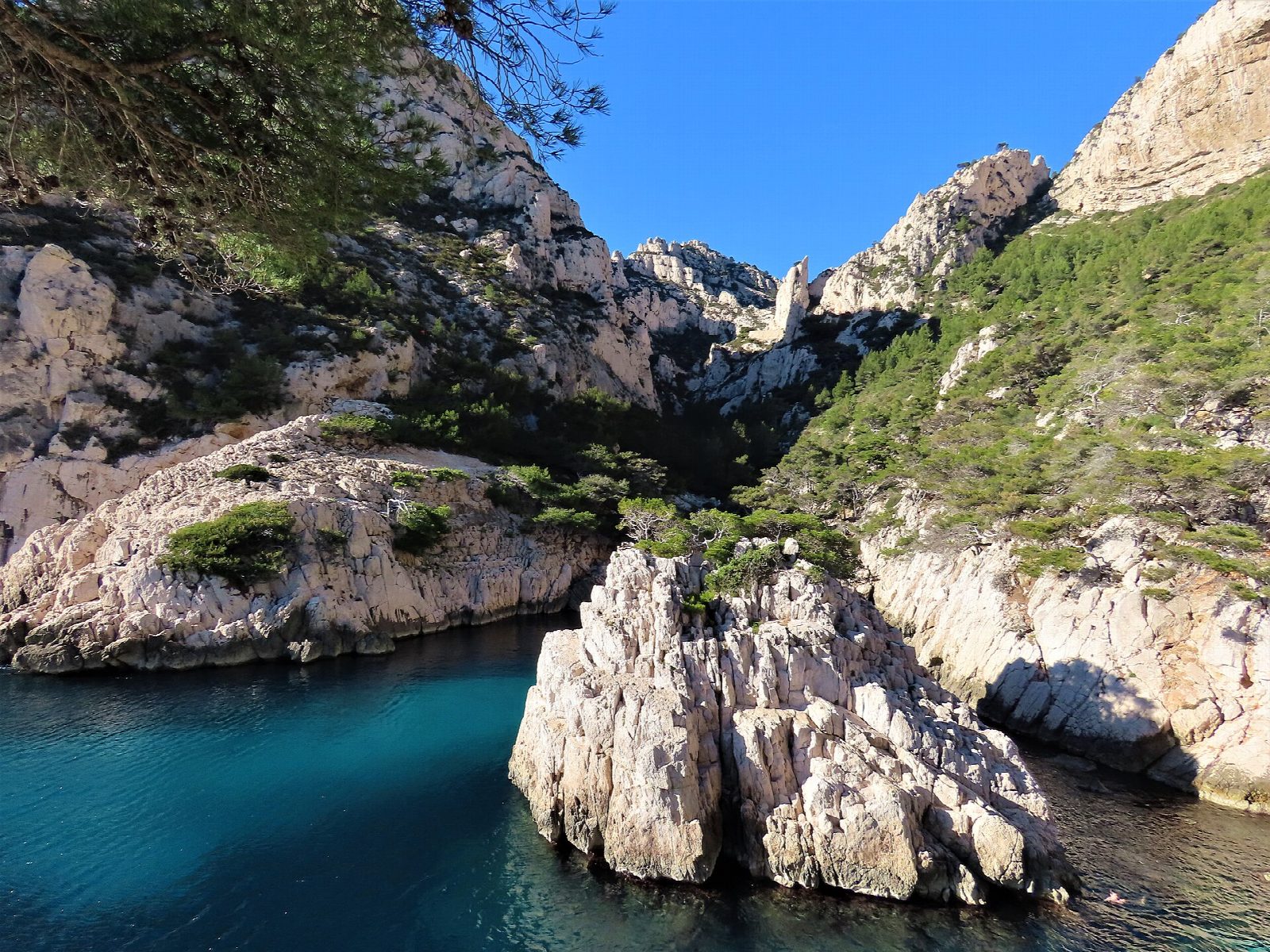 Calanque de Sugiton from Luminy