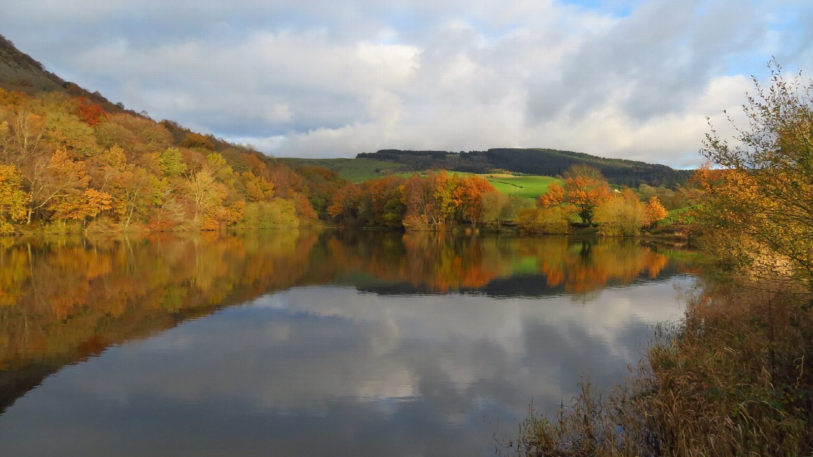 Tegg's Nose and Teggsnose Reservoir