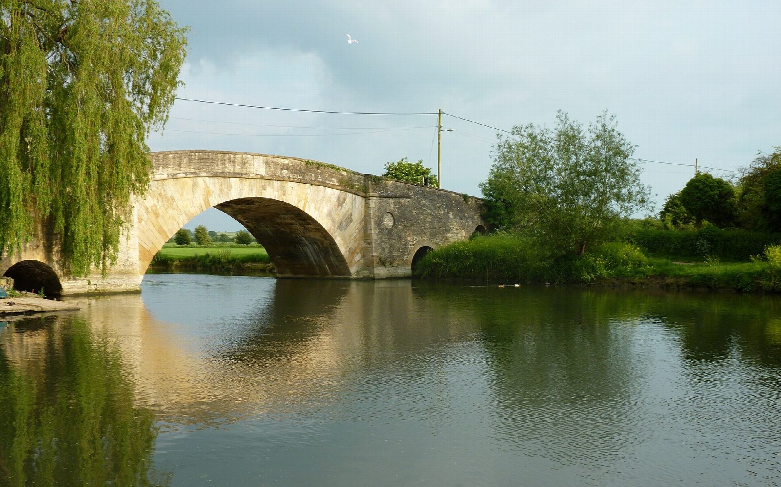 River Thames: Lechlade to Kelmscott