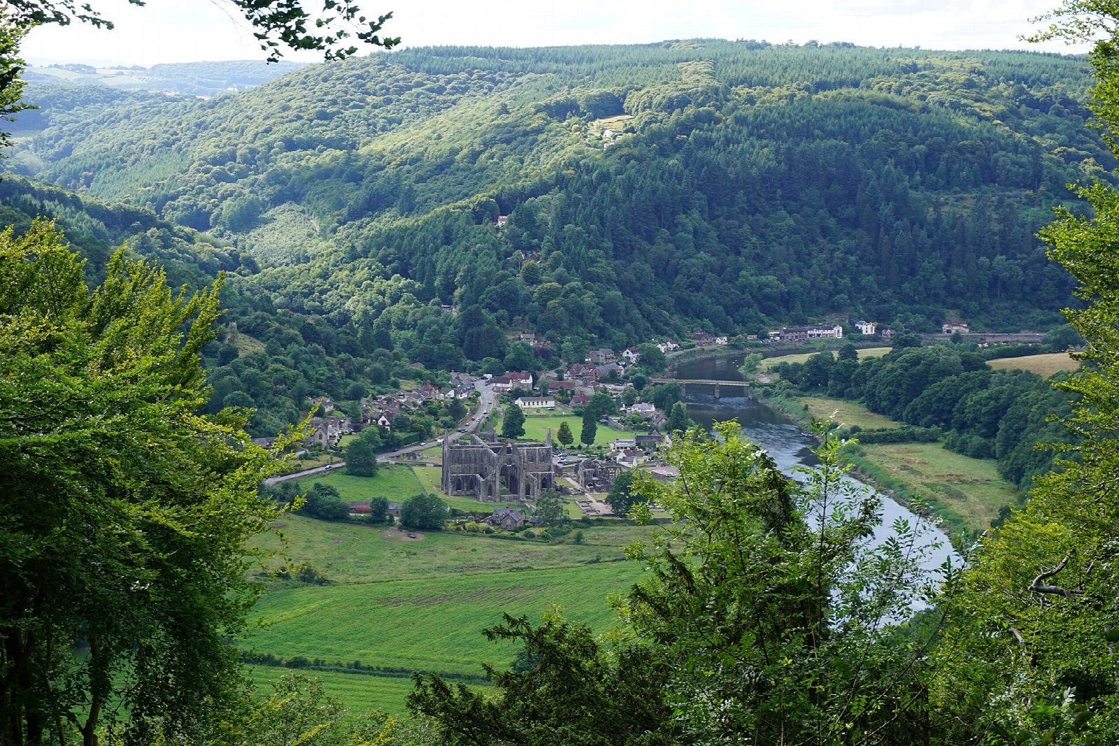 Tintern Abbey and the Devil's Pulpit