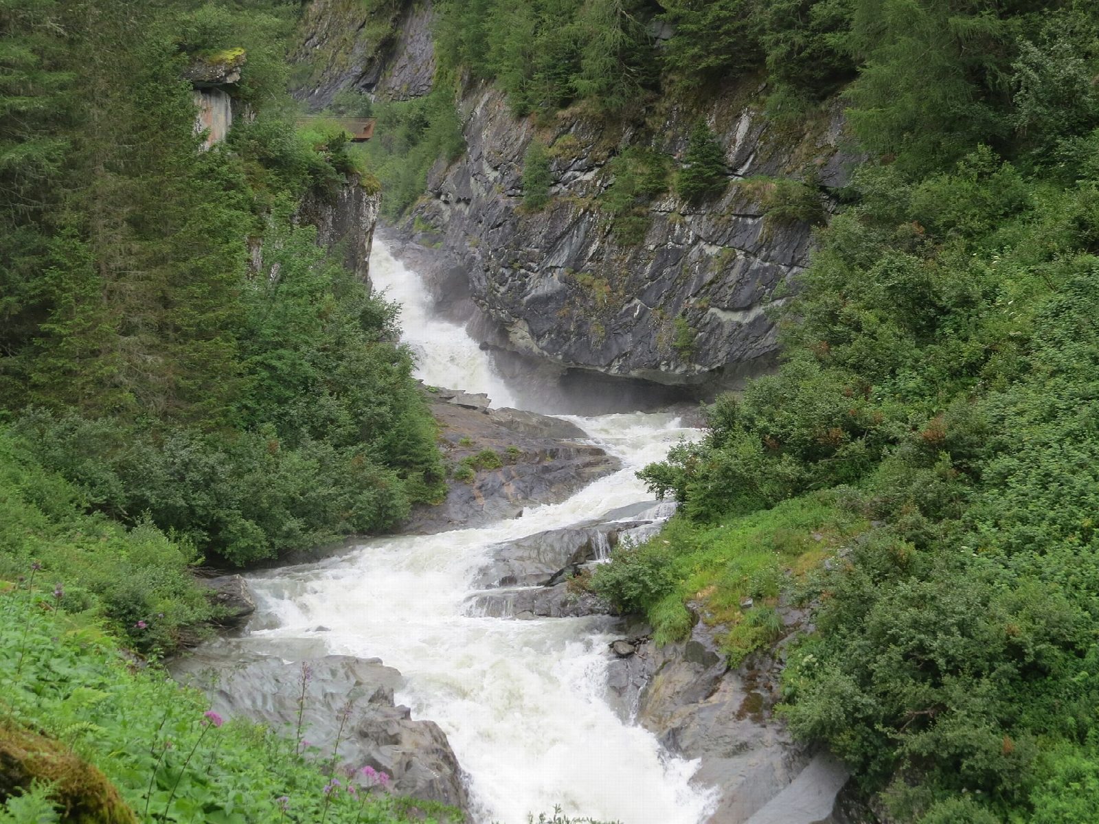Umbal Falls from Ströden