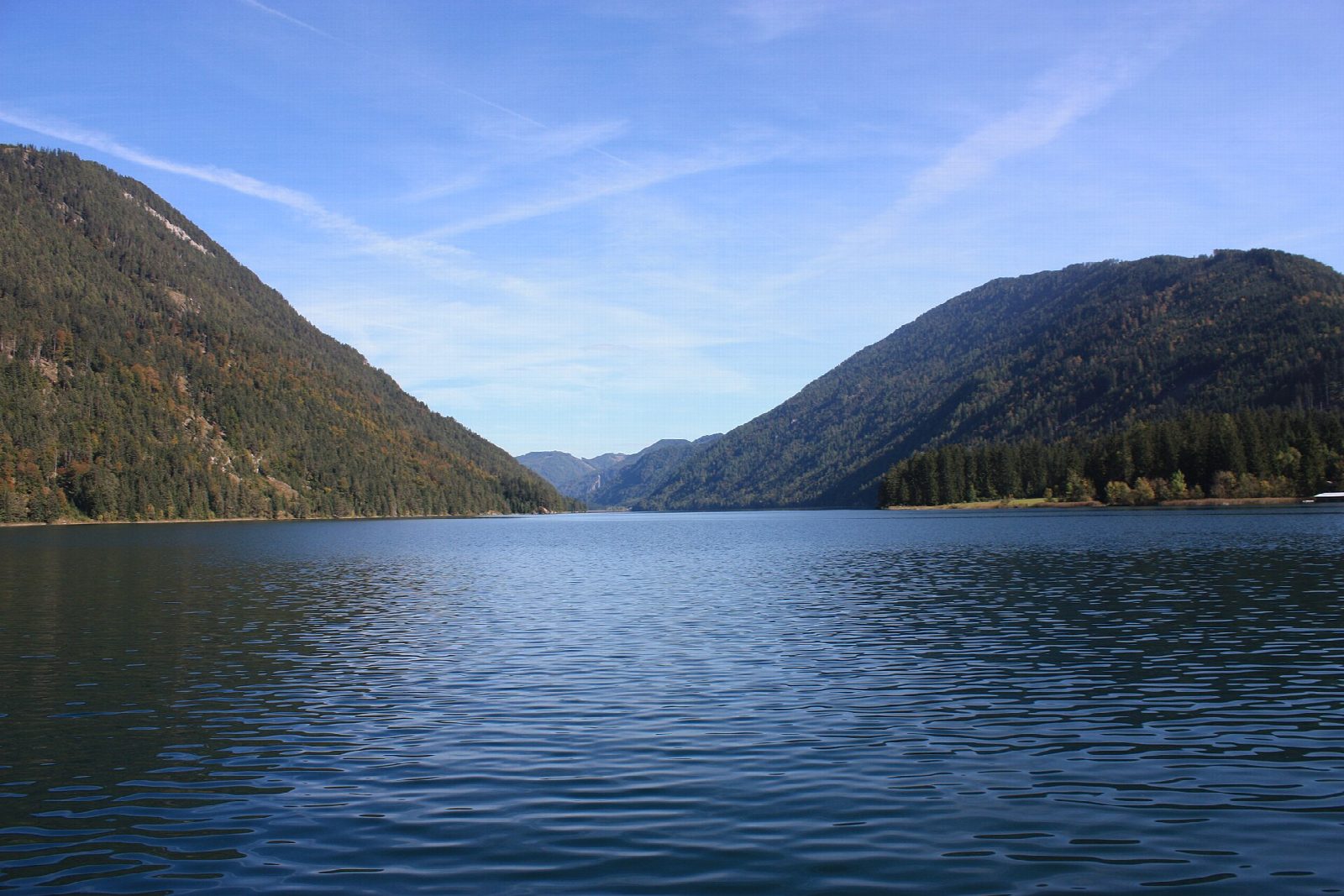 Weissensee: round the quiet east end from the Ostufer lido
