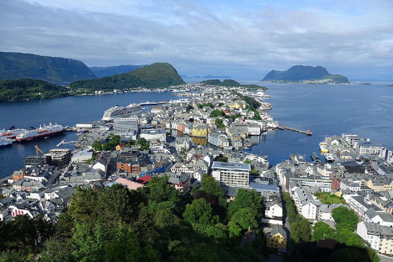 Aksla by the 418 steps from Byparken