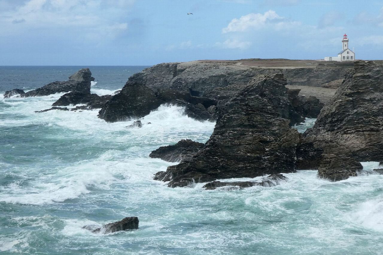 Belle-Île: the Côte Sauvage from the Pointe des Poulains to Port Coton