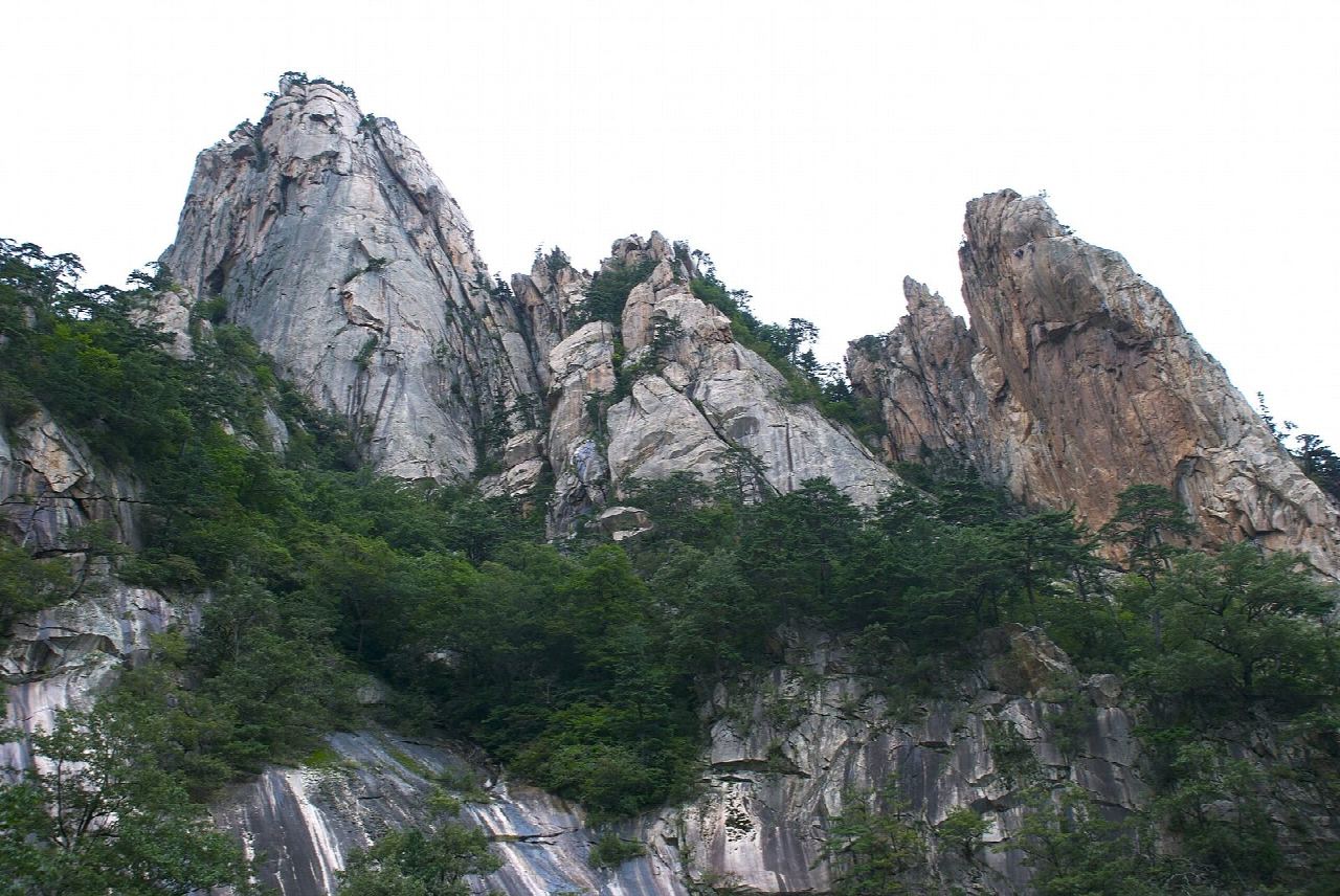 Biseondae and Geumganggul cave