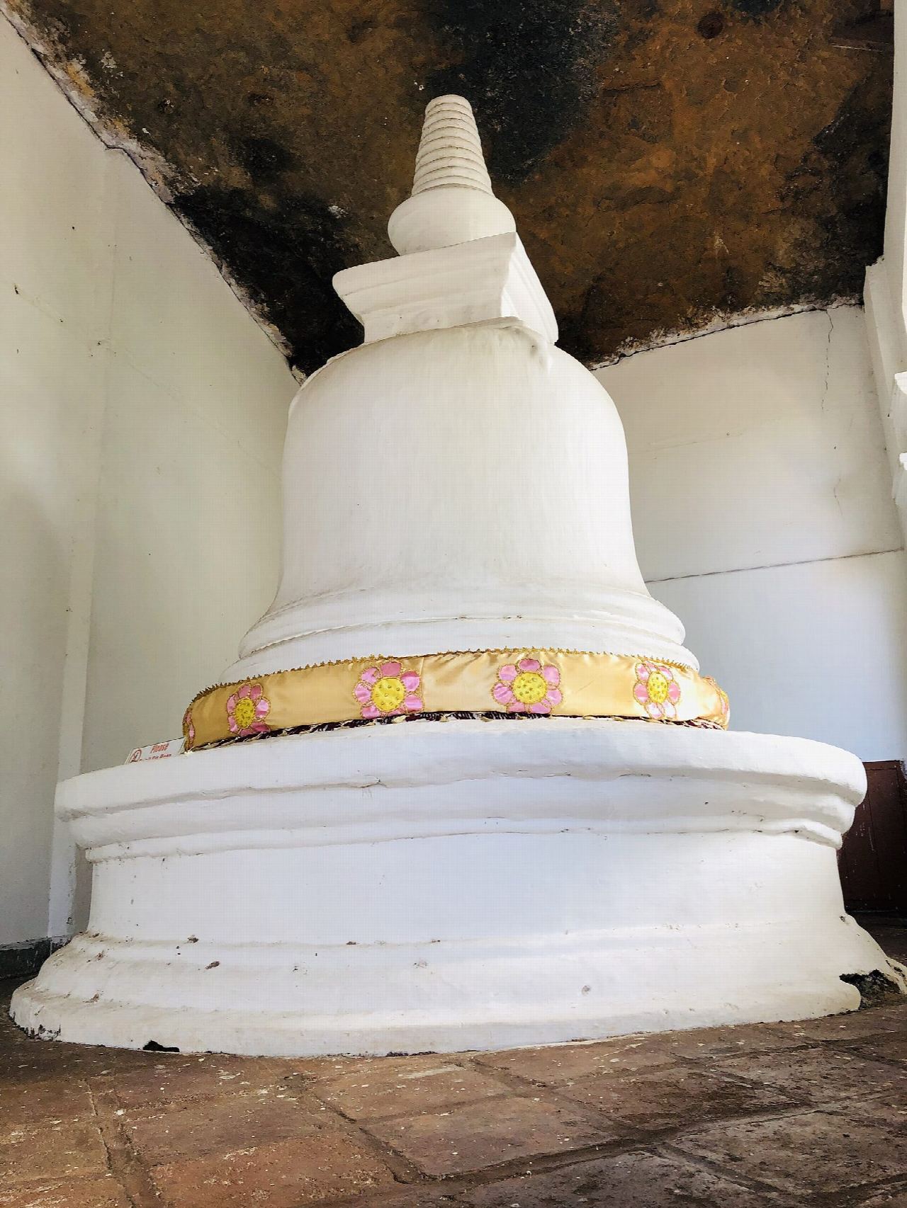 Dambulla Cave Temple