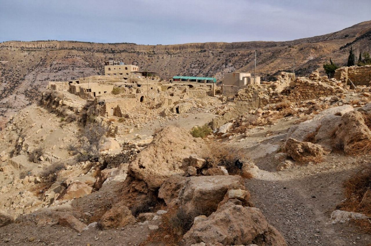 Dana village: the terraces above Wadi Dana