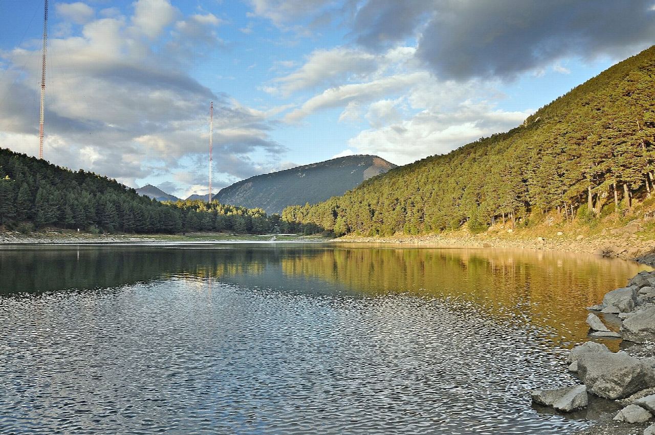 Engolasters Lake and the Circuit de les Fonts viewpoint