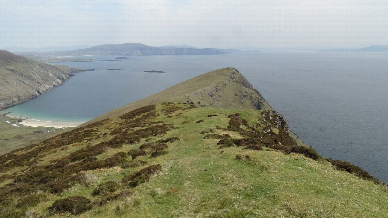 Achill: Keem Bay to Moyteoge Head and the Benmore cliffs
