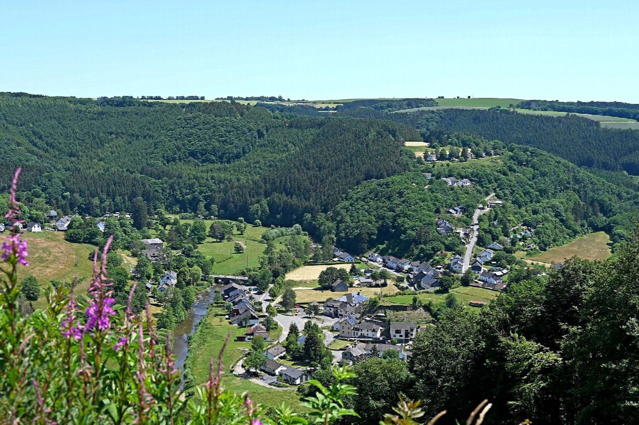 Von Ouren zum Dreiländereck