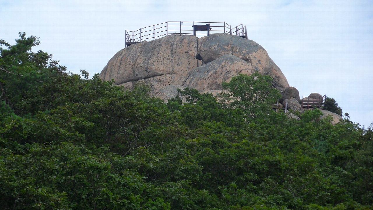 Munjangdae on Songnisan from Beopjusa