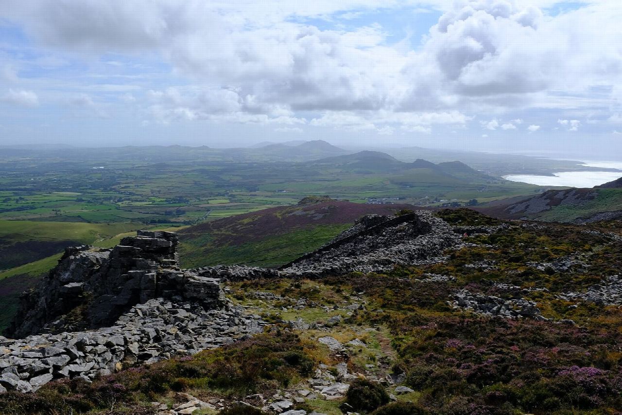 Tre'r Ceiri and Yr Eifl from the Llanaelhaearn road
