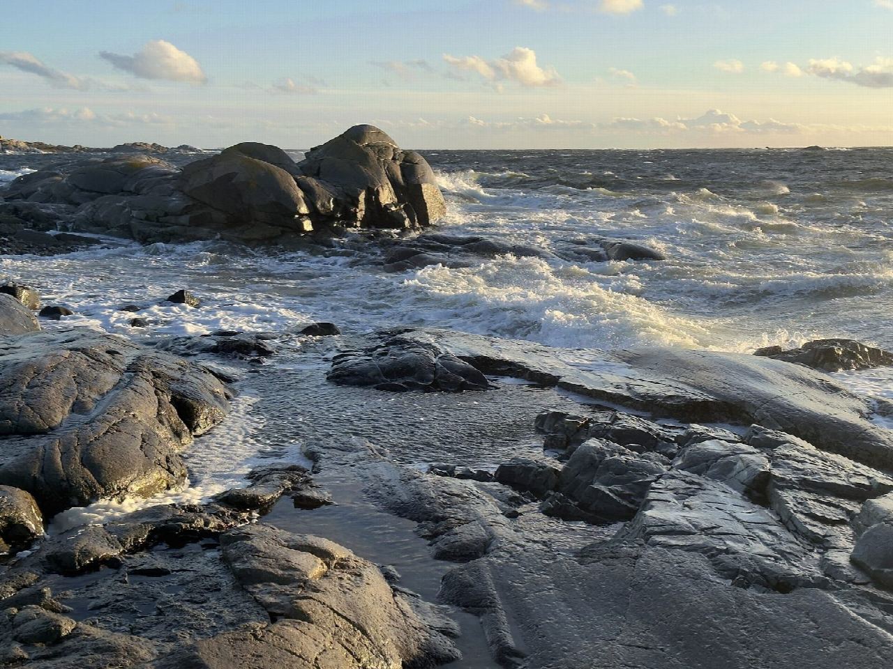 Verdens Ende and the Skåetangen coast path